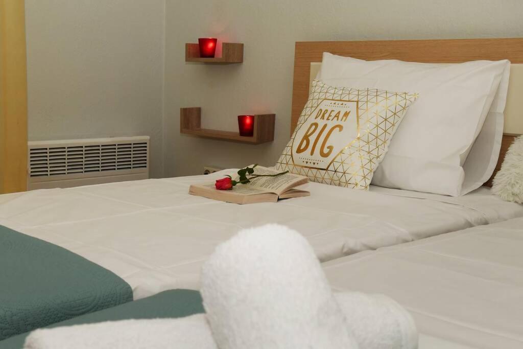 Sun Oneiro Apartment